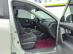 Nissan Qashqai 2.0L CVT 2WD XL Premium Smart Connect Premium Edition - ფოტო 8