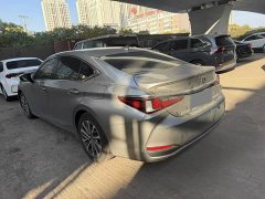 Lexus ES 2020 300h Excellence - ფოტო 5