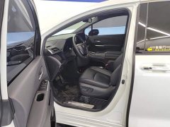 Toyota Sienna 2.5L Hybrid Premium Edition - ფოტო 9