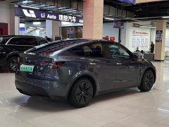 Tesla Model Y 2022 Facelift Rear-Wheel Drive - ფოტო 4