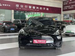 Tesla Model Y Rear-Wheel Drive - ფოტო 3