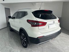 Nissan Qashqai 2.0L CVT XV Premium Luxury - ფოტო 6