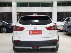 Nissan Qashqai 2.0L CVT Luxury - ფოტო 10