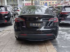 Tesla Model Y Standard Range RWD - ფოტო 12