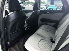 Kia Lion Prat Tuojie 2023 2.0L HEV Two-Wheel Drive Premier Edition - ფოტო 5