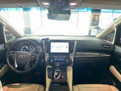 Toyota Alphard Hybrid 2.5L Premium Edition - ფოტო 12