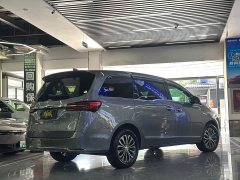 Buick GL8 Land Business Class 652T Luxury - ფოტო 6