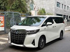 Toyota Alphard Hybrid 2.5L Luxury - ფოტო 1