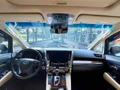 Toyota Alphard Hybrid 2.5L Luxury - ფოტო 11