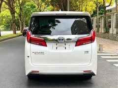 Toyota Alphard Hybrid 2.5L Luxury - ფოტო 16