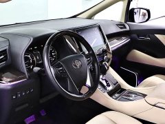 Toyota Vellfire Crown Hybrid 2.5L HV Premium Edition - ფოტო 11