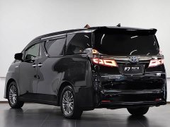 Toyota Vellfire Crown Hybrid 2.5L HV Premium Edition - ფოტო 4