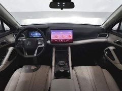 BYD Yuan UP 401KM Leading Edition - ფოტო 5