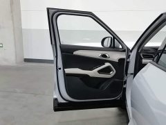 BYD Yuan UP 401KM Leading Edition - ფოტო 8