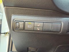 Toyota Corolla TNGA 1.5L CVT Leading Edition - ფოტო 18
