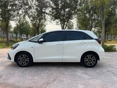 Honda Fit 1.5L CVT Trend Edition - ფოტო 2