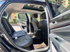 Volkswagen Passat 380TSI Luxury - ფოტო 5