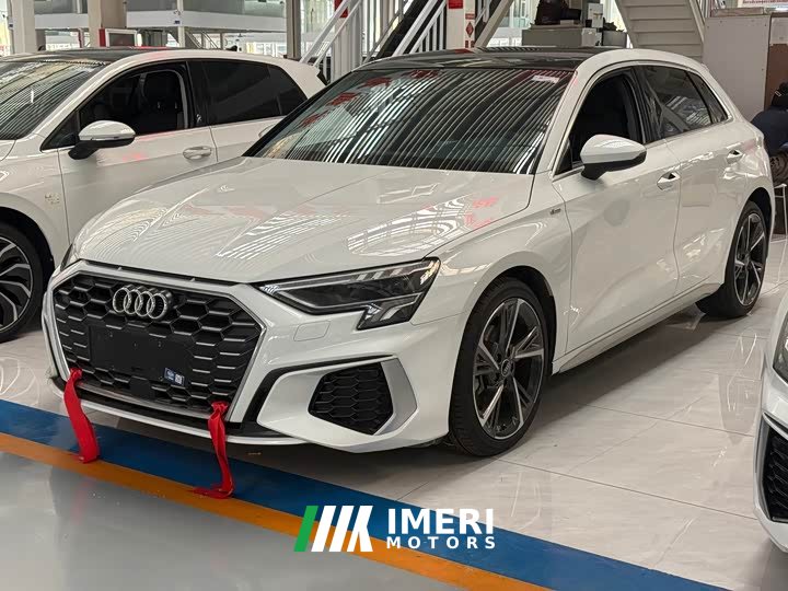 Audi A3 2023 Sportback 35 TFSI Fashion Sport - ავტომობილი ჩინეთიდან