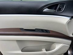 Buick GL8 Land Official Business Class 652T Comfort Edition - ფოტო 17