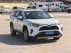 Toyota RAV4 2.0L CVT FWD Fashion Edition - ფოტო 3