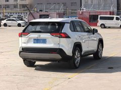 Toyota RAV4 2.0L CVT FWD Fashion Edition - ფოტო 9