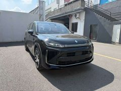 Wuling Huajing S 235km AWDDeluxe - photo 1
