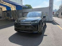 Wuling Huajing S 235km AWDDeluxe - photo 3