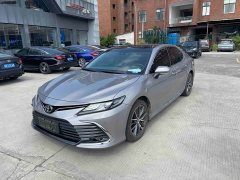 Toyota Camry 2.5G Luxury - ფოტო 1