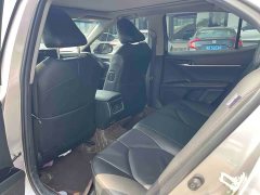 Toyota Camry 2.5G Luxury - ფოტო 3