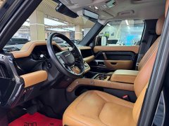 Land Rover Defender 2023 110 3.0T P400 Dark Edition - ფოტო 12
