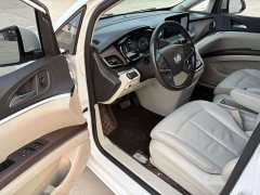 Buick GL8 Land Business Class 652T Luxury - ფოტო 9