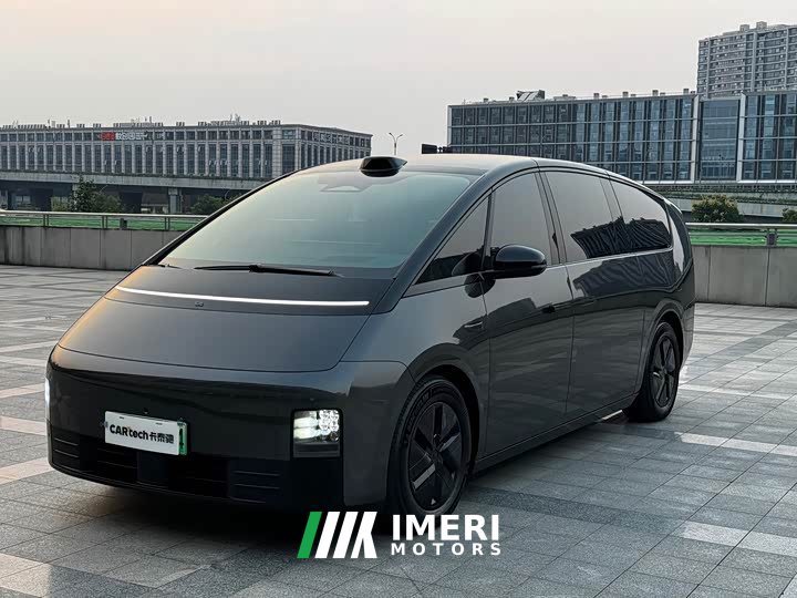 Li Auto Li Xiang MEGA Ultra