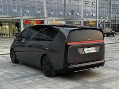 Li Auto Li Xiang MEGA 2024 Ultra - ფოტო 4