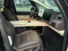 Li Auto Li Xiang MEGA 2024 Ultra - ფოტო 9