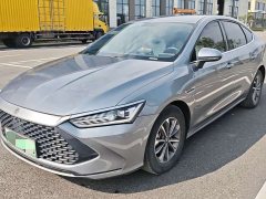 BYD Qin PLUS 2024 Glory Edition DM-i 55KM Leading - ფოტო 1