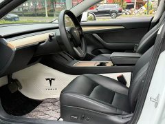 Tesla Model 3 Rear-Wheel Drive - ფოტო 4