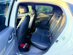 Honda Civic Hatchback 220 Turbo CVT Trendy Control - ფოტო 9