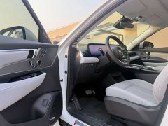 Buick E5 Premium Standard Range Edition - ფოტო 4