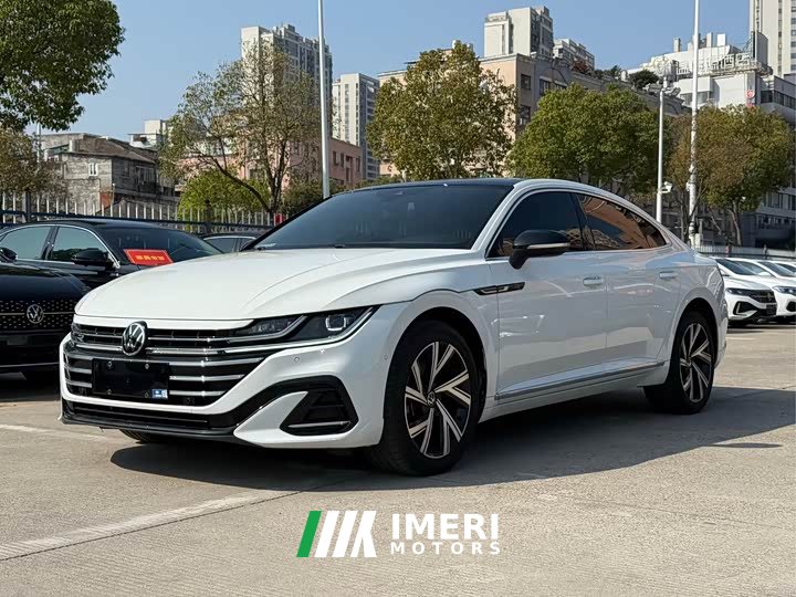 Volkswagen CC 380TSI Eye-Catching Edition