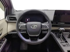 Toyota Sienna 2021 2.5L Hybrid Premium Edition - ფოტო 11