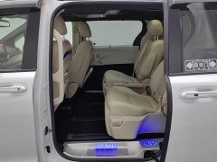 Toyota Sienna 2021 2.5L Hybrid Premium Edition - ფოტო 15