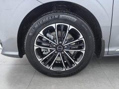 Roewe SAIC MG iMAX8 400TGI Prestige - ფოტო 17