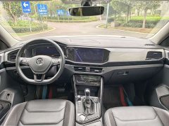 Volkswagen Taos 330TSI FWD Luxury Smart Connect Edition - ფოტო 16