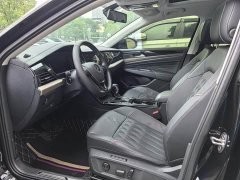Volkswagen Passat 330TSI Luxury - ფოტო 10