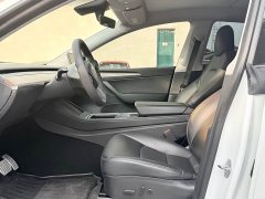 Tesla Model Y Long Range All-Wheel Drive - ფოტო 6