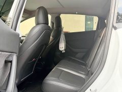 Tesla Model Y Long Range All-Wheel Drive - ფოტო 7