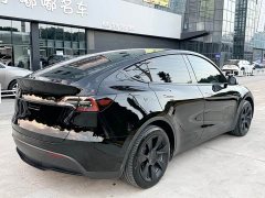 Tesla Model Y 2022 Facelift Rear-Wheel Drive - ფოტო 4