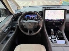 Toyota Vellfire Crown Hybrid 2.5L Executive Premier Edition - ფოტო 15