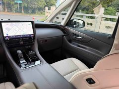 Toyota Vellfire Crown Hybrid 2.5L Executive Premier Edition - ფოტო 18