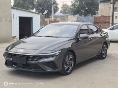Hyundai Elantra 1.5L CVT Luxury - ფოტო 1